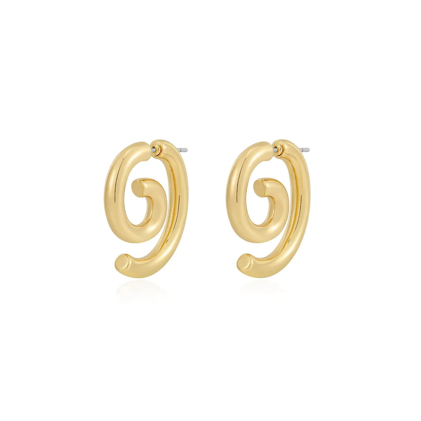 Load image into Gallery viewer, Shell Beach Earrings - Babette
