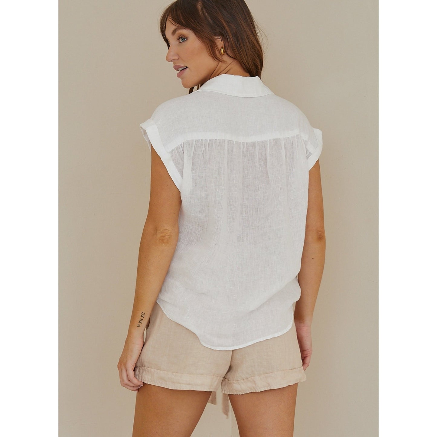 Load image into Gallery viewer, Short Sleeve Button Down - babette.shop
